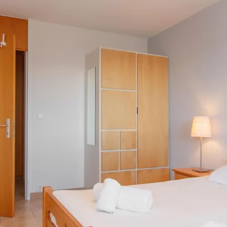 Apartamento Montfort 9a By Interhome