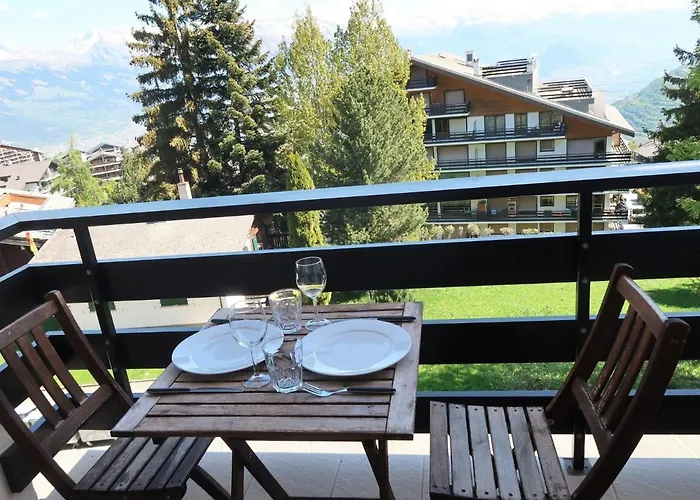 Montfort 9a By Interhome