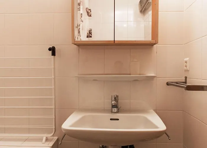 Montfort 9a By Interhome ナンダ